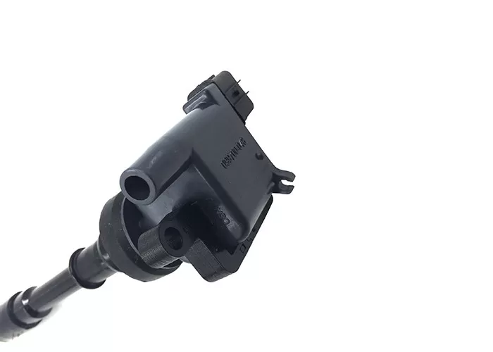 [HCM]Mobin đánh lửa Mitsubishi 4G18 Lancer 099700-048