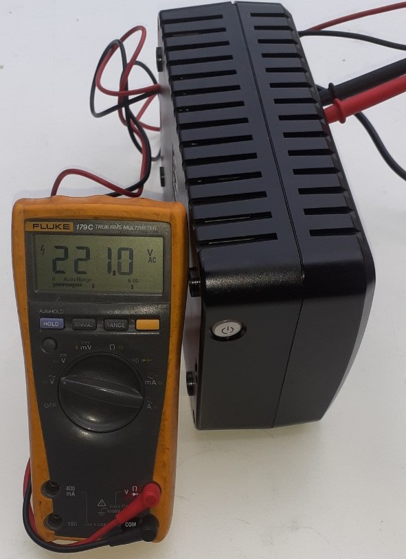 [HCM]CyberPower 600VA - Bộ lưu điện (UPS) 600VA/360W (Like New gồm ắc quy - BH: 12 tháng)