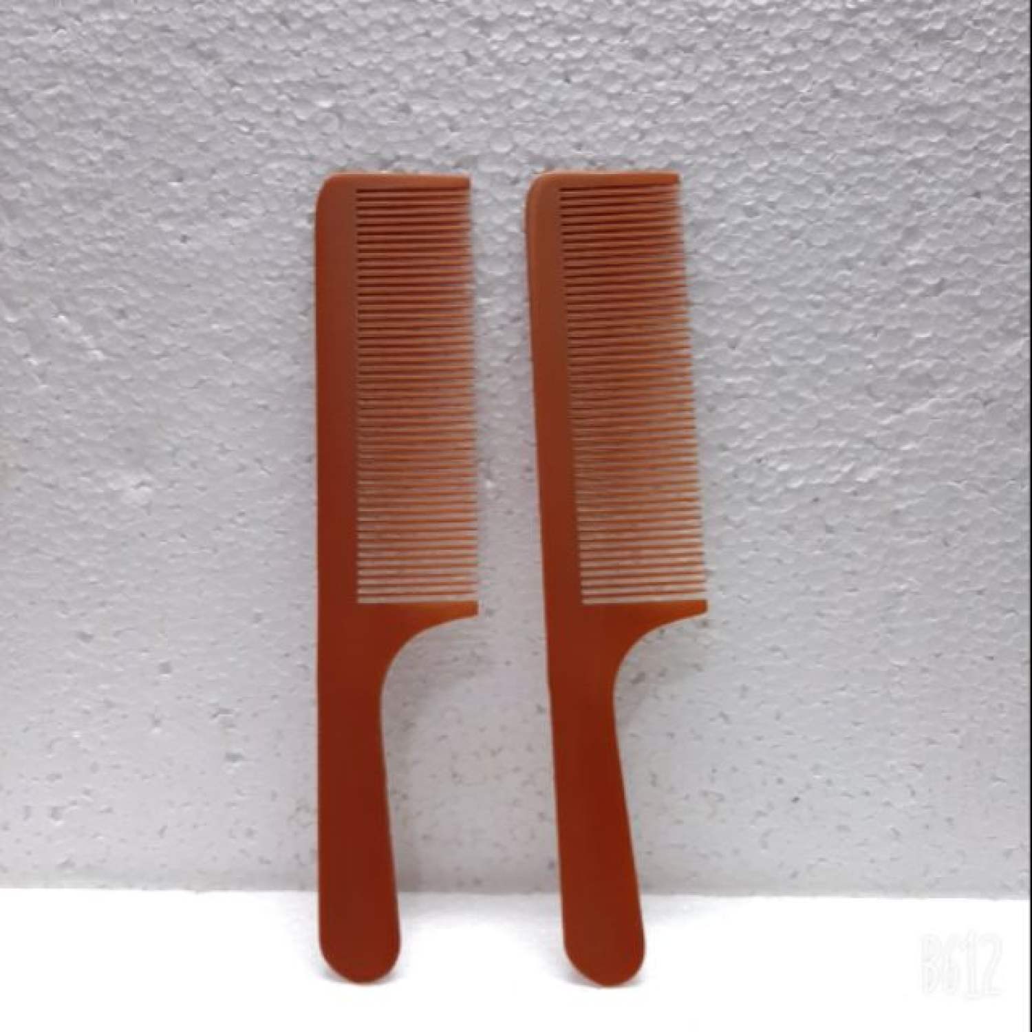 Lược cắt tóc sừng gỗ barber