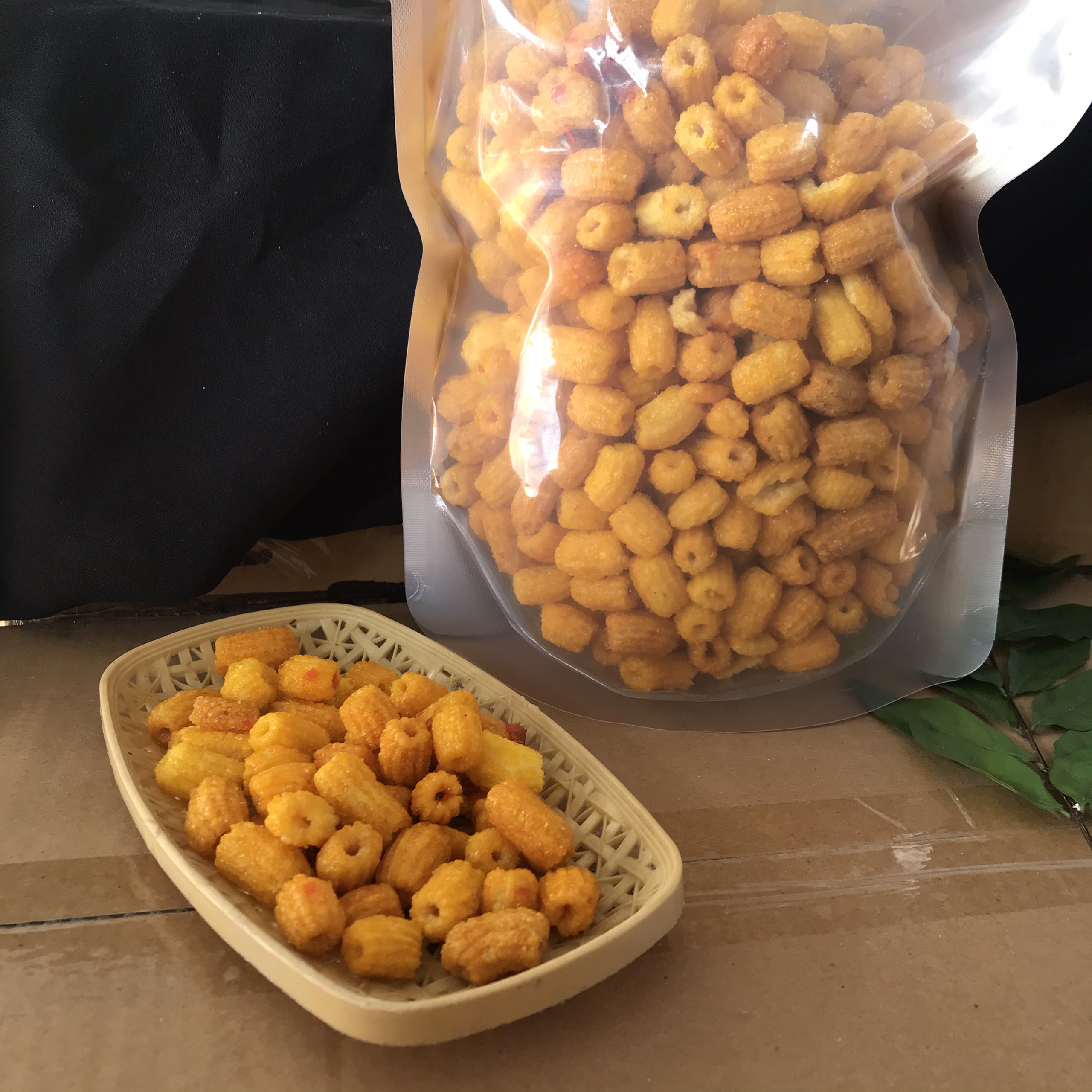 500GR NUI CHIÊN BƠ CAY ( NUI SEN )