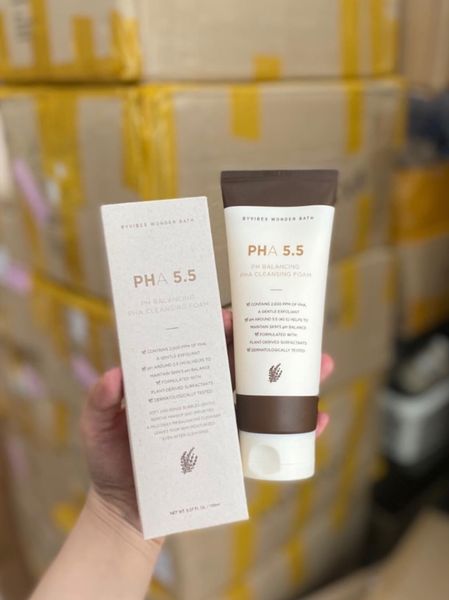 Sữa Rửa Mặt Byvibes Wonder Bath PH Balancing PHA Cleansing Foam