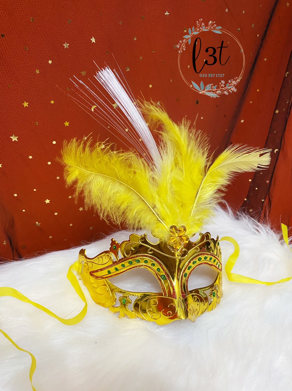 Mặt nạ hóa trang Halloween lông vũ có đèn LED