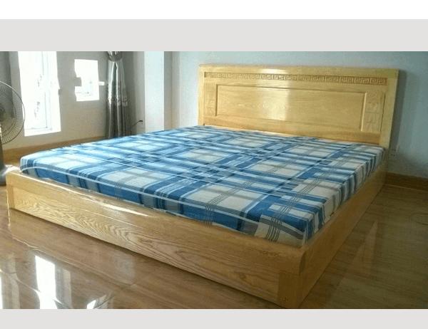 Giường gỗ sồi nhập mẫu bệt