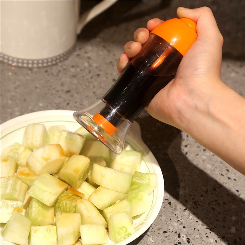 Bình đựng nước mắm dầu ăn dầu gấc nhà bếp