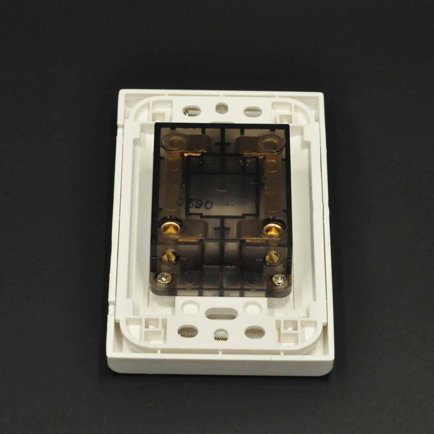 Ổ Cắm Sino-Vanlock 1 ổ, 2 ổ, 3 ổ - Seri S18