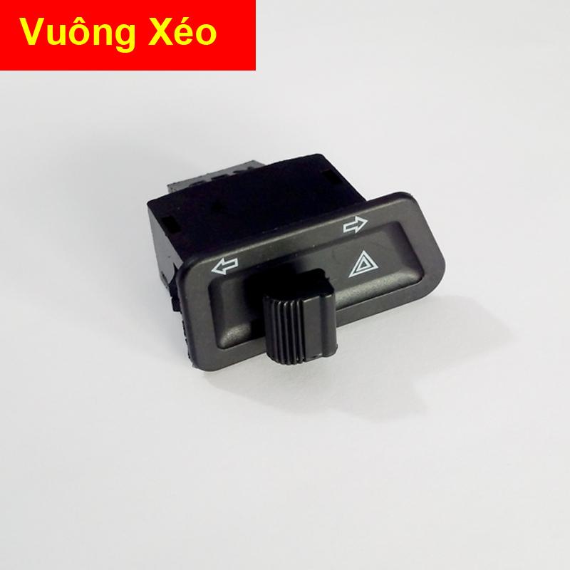 Công Tắc Hazard nháy 4 bóng xi nhan cho xe Honda, Gắn như zin