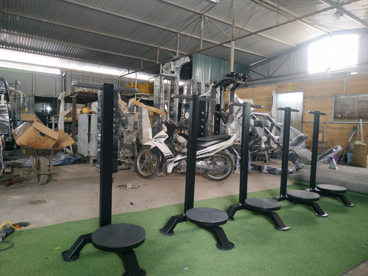 Thiết bị xoay eo đơn