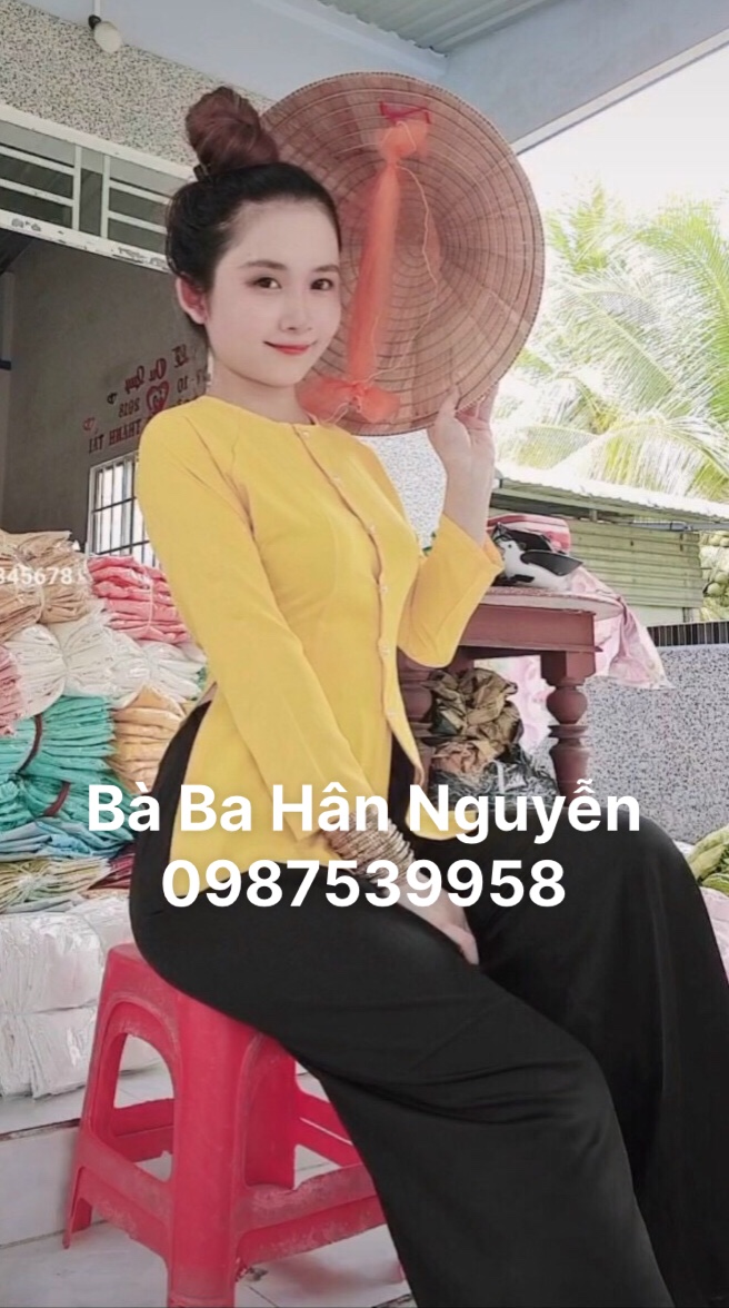 ÁO BÀ BA LỤA TRƠN (KEM QUẦN)
