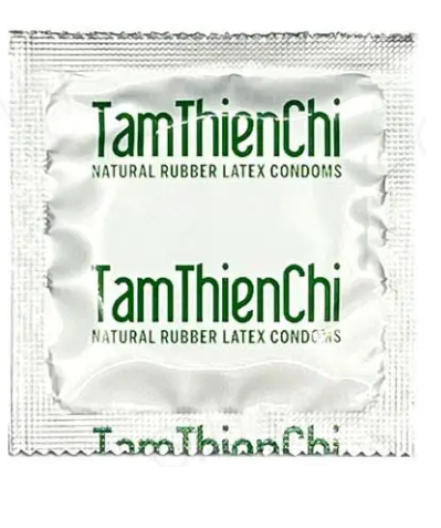 1 chiếc bao cao su tâm thiện chí + quà tặng
