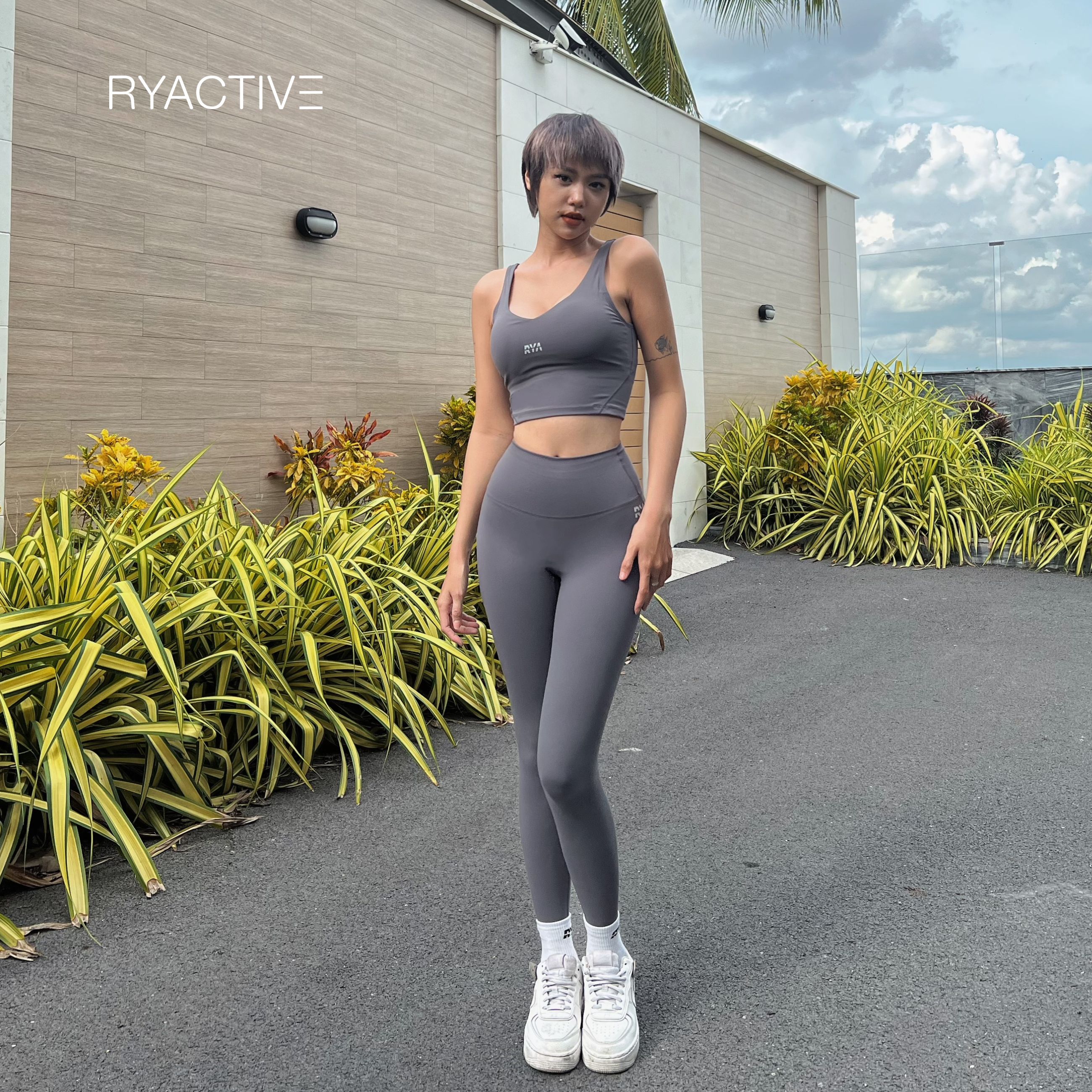 Quần legging thể thao dáng dài RYACTIVE - RYA Legging Charcoal grey