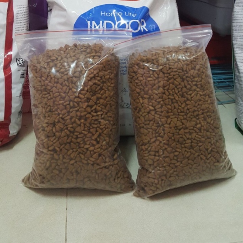 1kg Thức ăn hạt cho meo Royal canin Indoor ( túi chia như hình ), chất lượng đảm bảo an toàn đến sức khỏe người sử dụng, cam kết hàng đúng mô tả