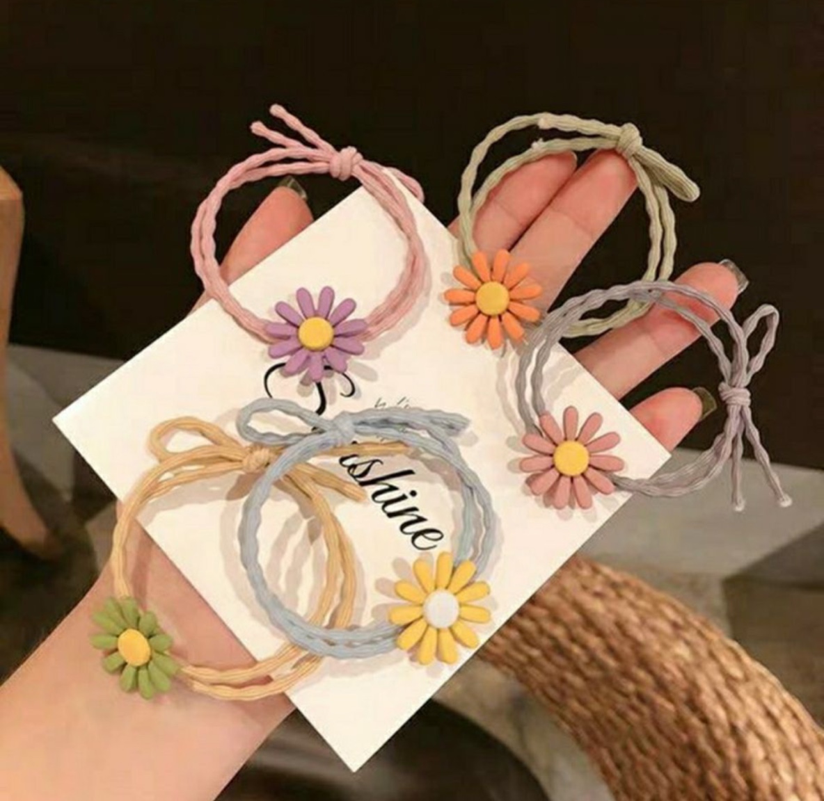 DÂY THUN CỘT TÓC NỮ HOA CÚC HÀN QUỐC CUTE (màu ngẫu nhiên)