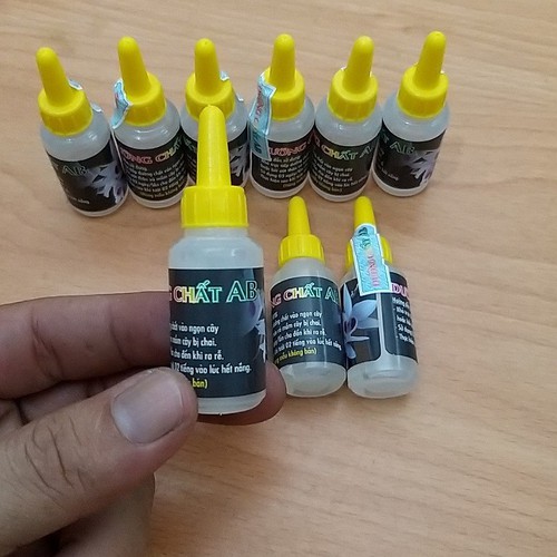 Combo 2 chai dưỡng chất ab - dùng cho hoa lan