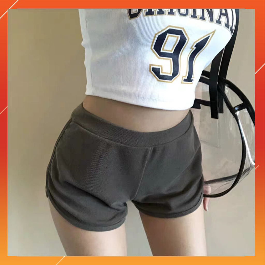 Quần đùi nữ dáng thể thao