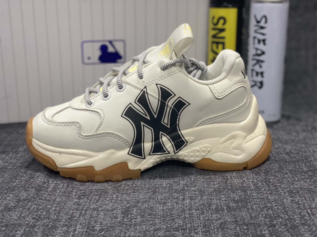 [Giá hủy diệt] [Ảnh thật] [FreeShip] [Rẻ vô địch] [Có sẵn] Giày sneaker cho nữ MLB