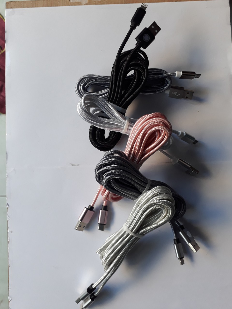 cáp sạc android  dài 2 mét, dây dù, chắc chắn
