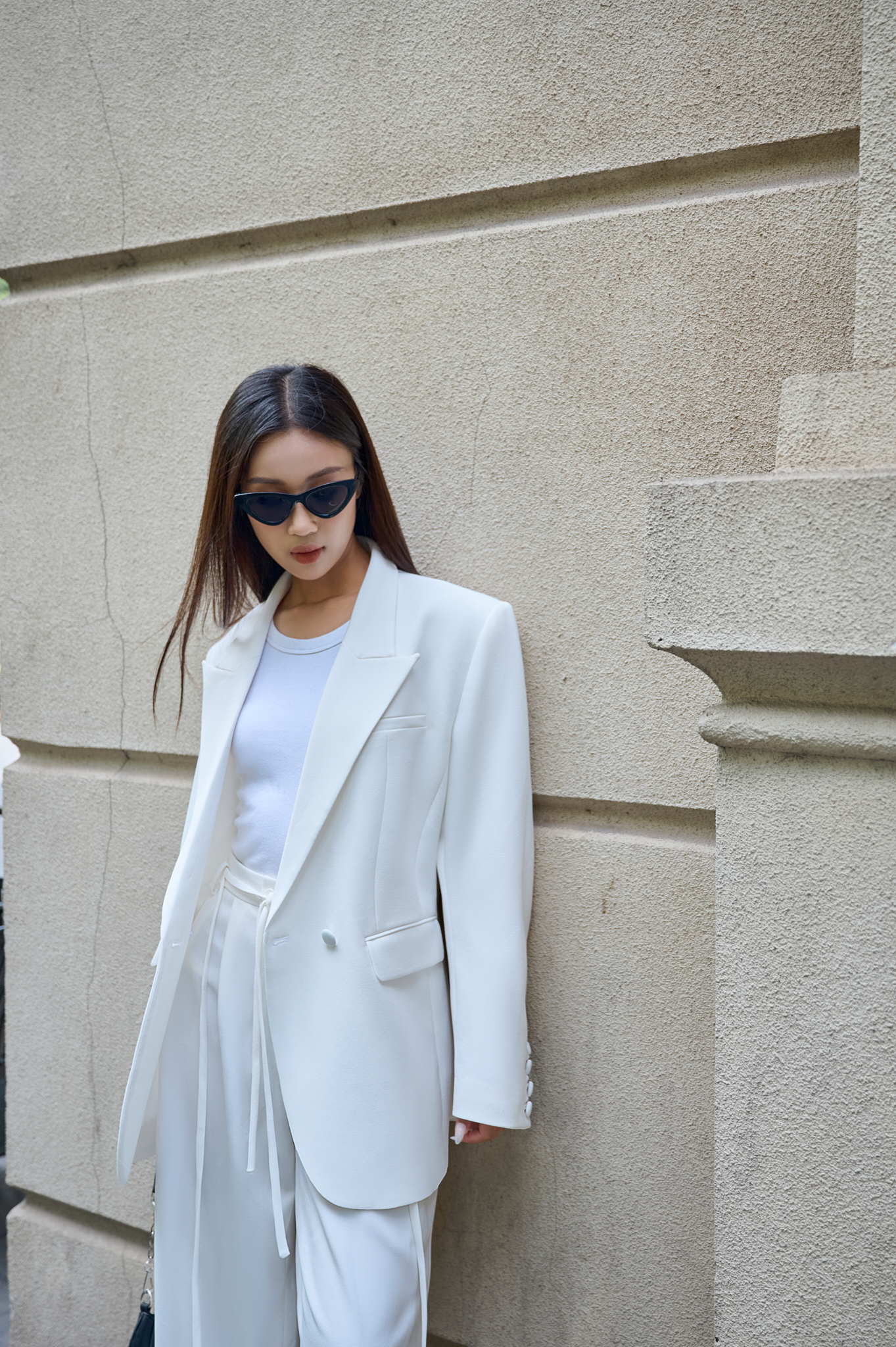 Áo blazer oversize cá tính - ESTHER STUDIOS Mega Blazer - White