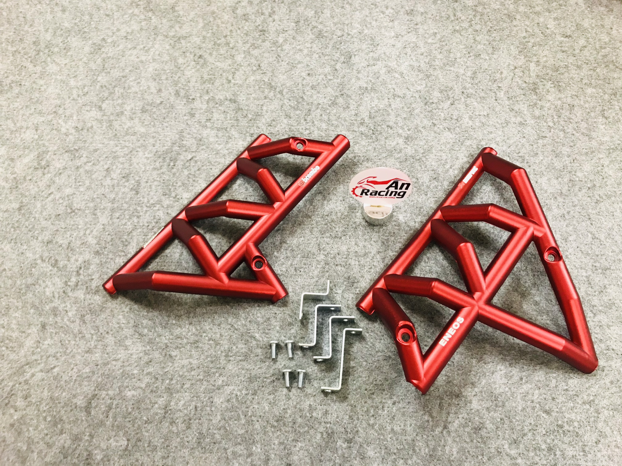 Ốp sườn winner 150 màu đỏ đô