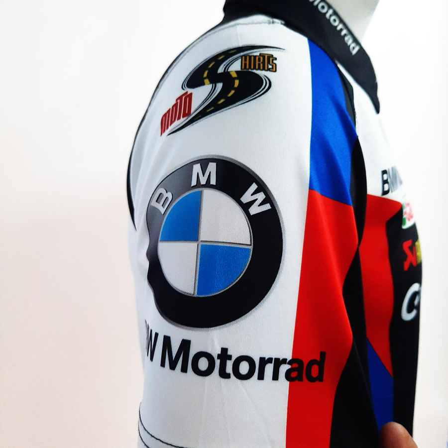 Áo thun nam có cổ tem xe BMW