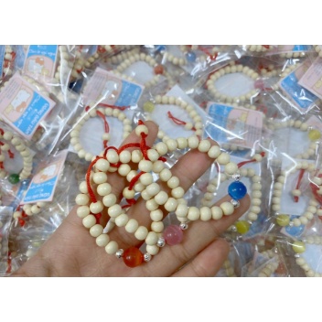 Vòng dâu tằm đá bạc - đồ chơi gò vấp