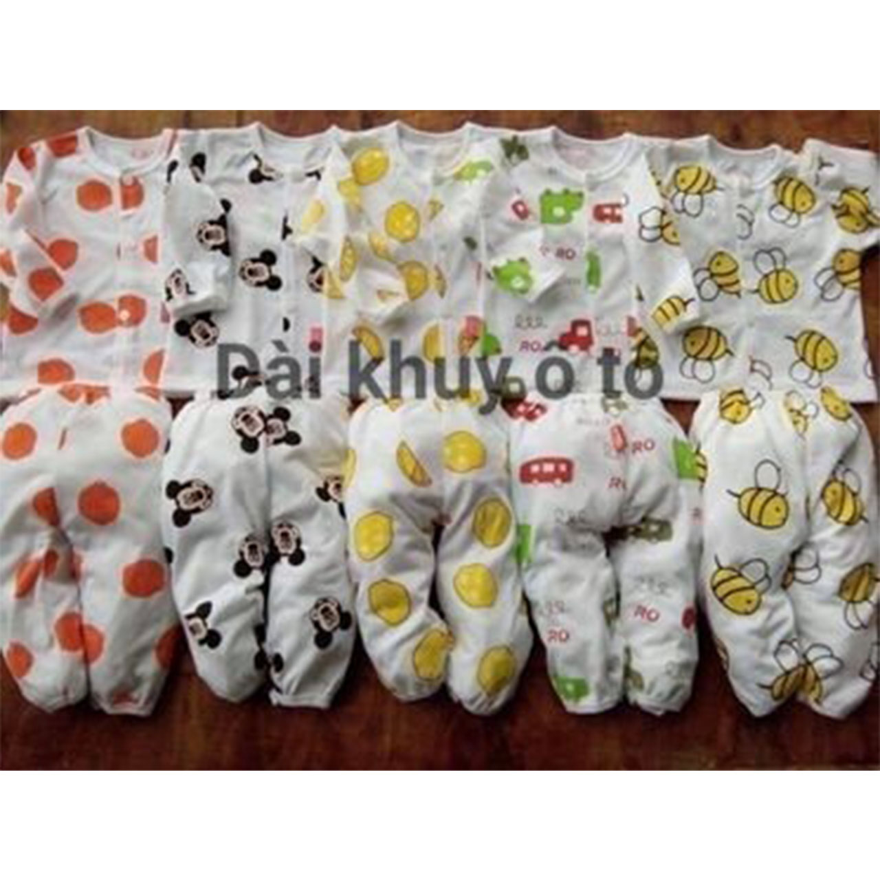 Sét 5 bộ dài khuy ô tô cho bé 3 đến 14 kí