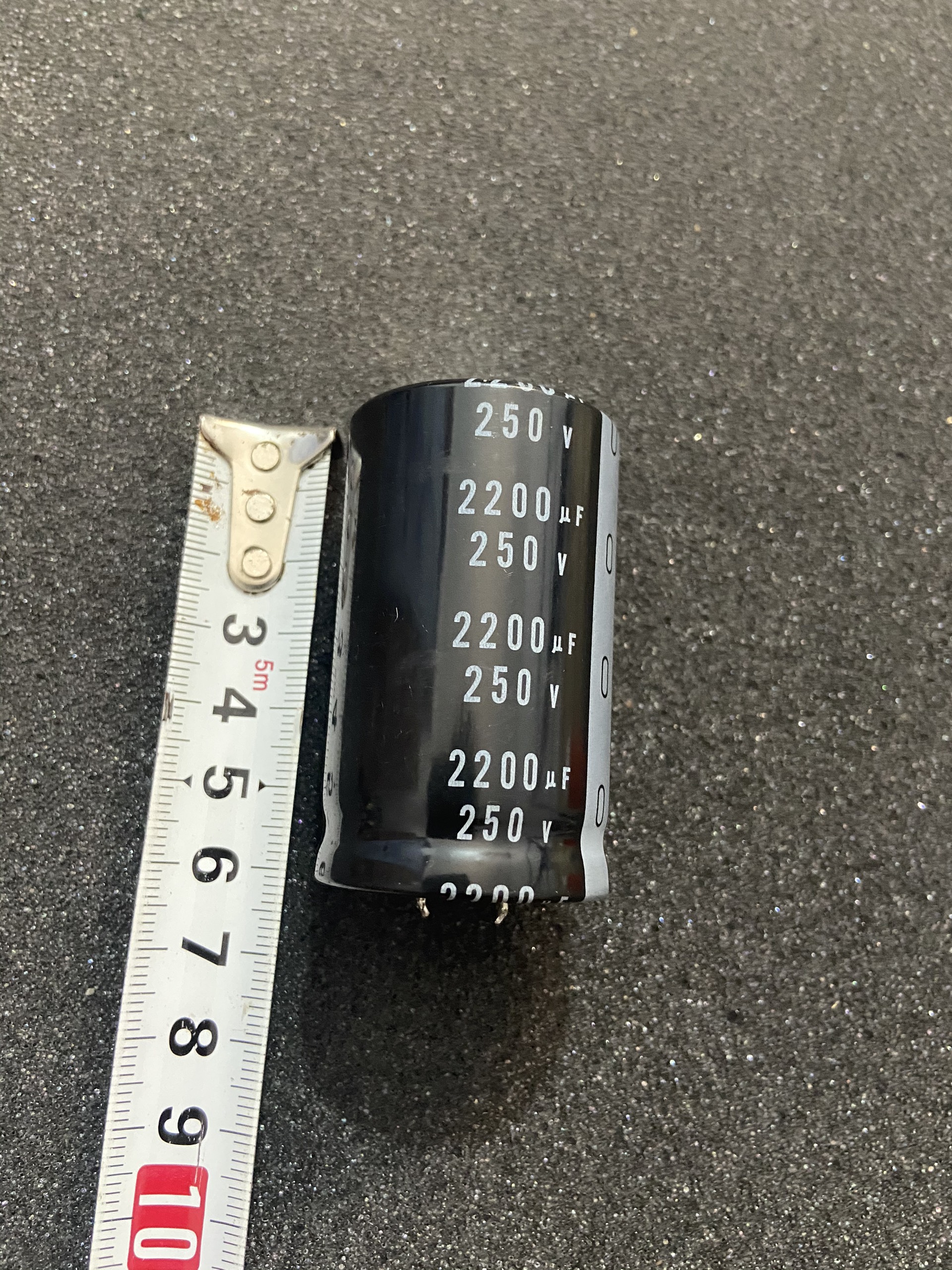 Tụ 250v 2200uf tụ lọc nguồn ráp main và amply