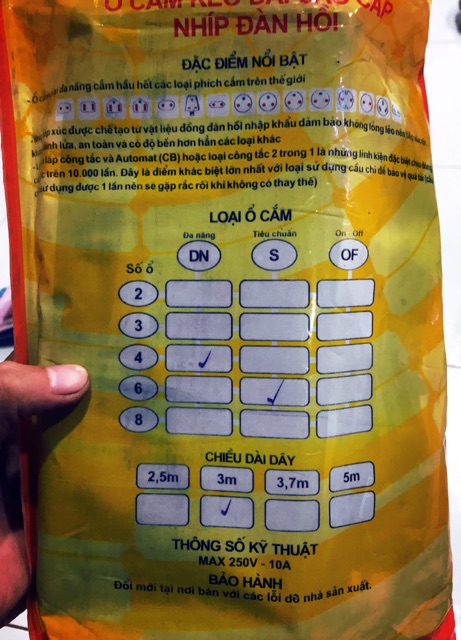 Ổ CẮM Điện LiOA ĐA NĂNG 10 Ổ 4D6S32 3M (ĐEN)
