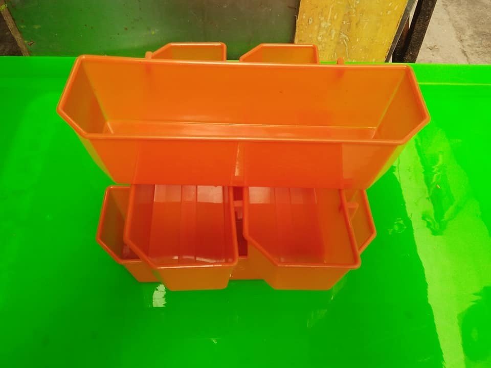 5 Máng ăn chim bồ câu ,gà kiểng loại 20 cm và 25 cm