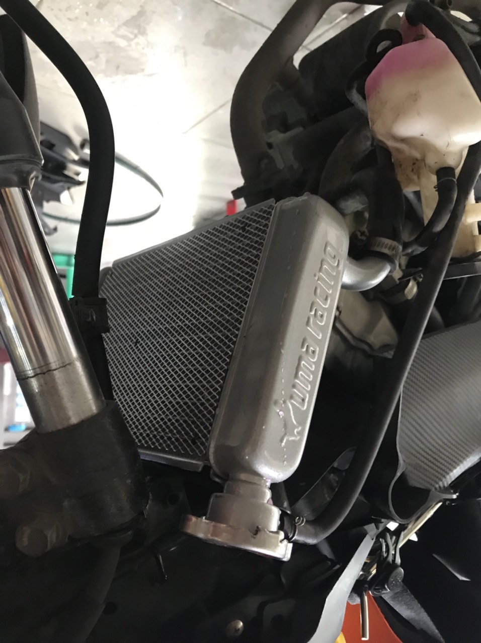 KÉT NƯỚC UMA RACING CHO EXCITER 150 - WINNER