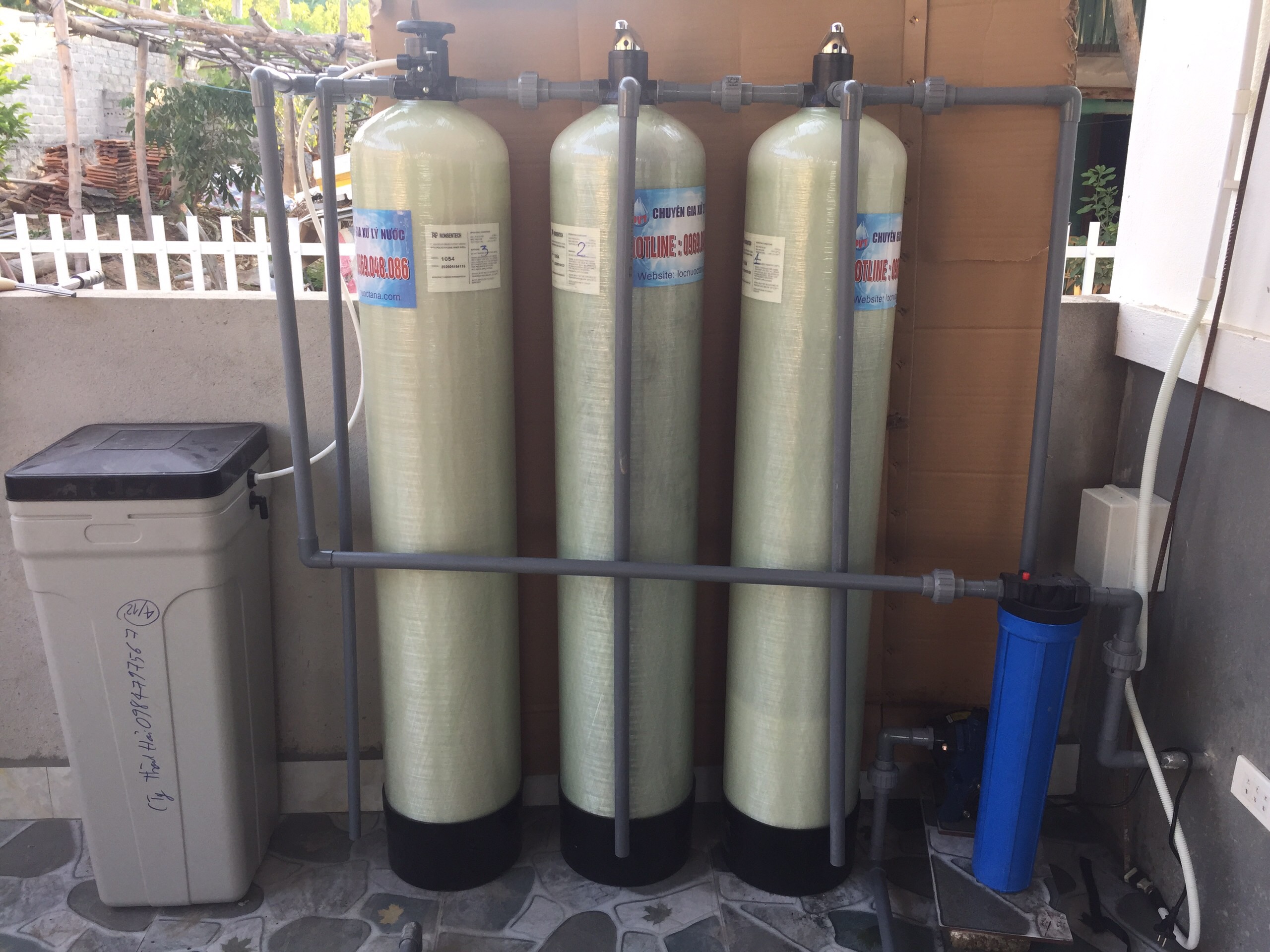 Bộ 2 cột lọc tổng 844