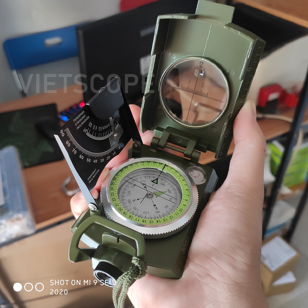 La bàn quân sự đa năng K04
