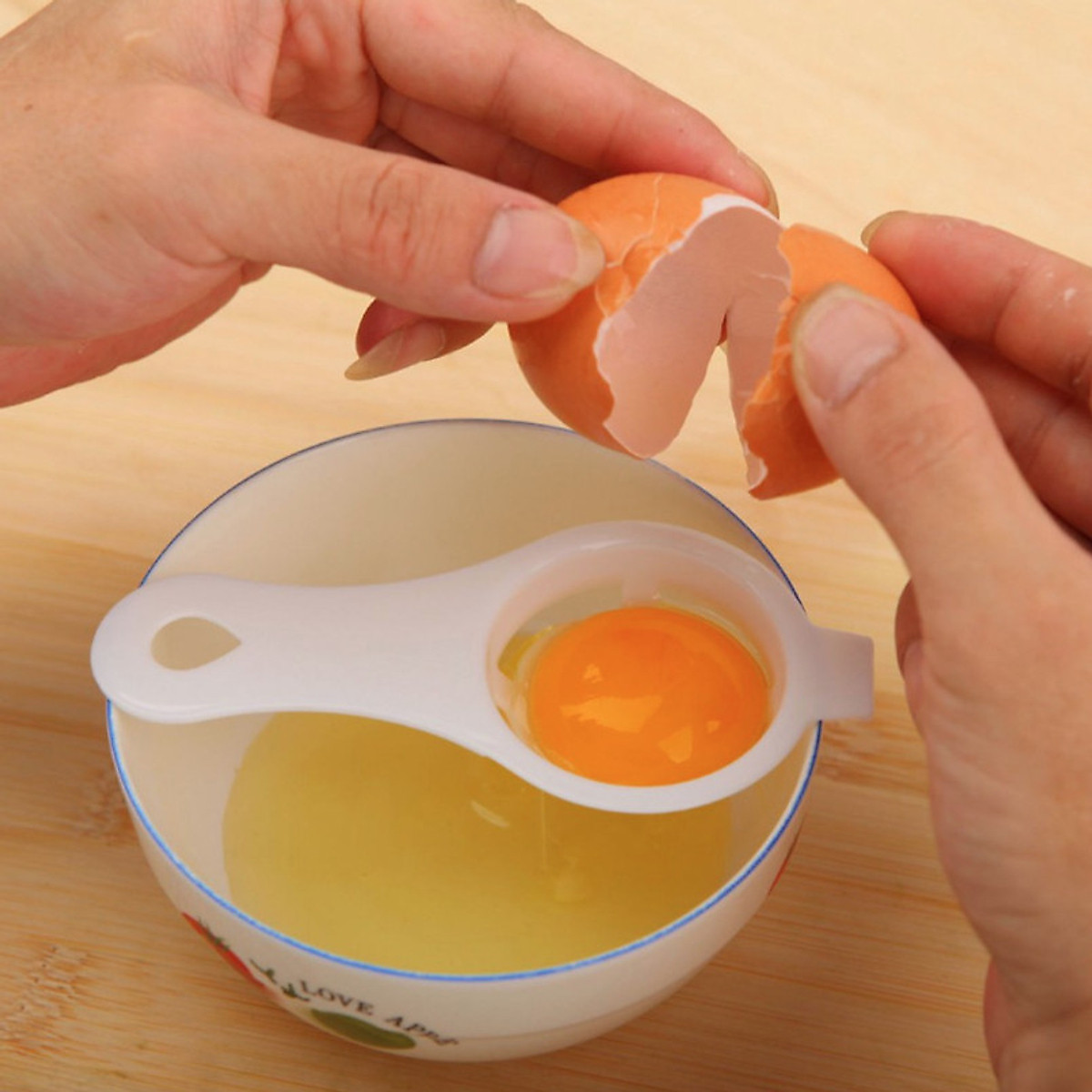 Dụng cụ tách lòng trắng trứng, tách lòng đỏ trứng