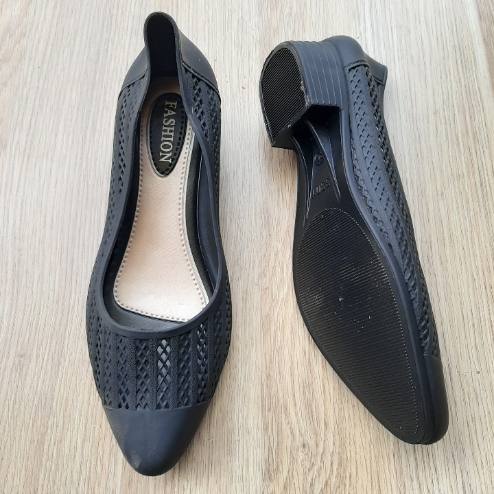 [HCM]GIÀY NHỰA NỮ ĐI MƯA CAO 3CM