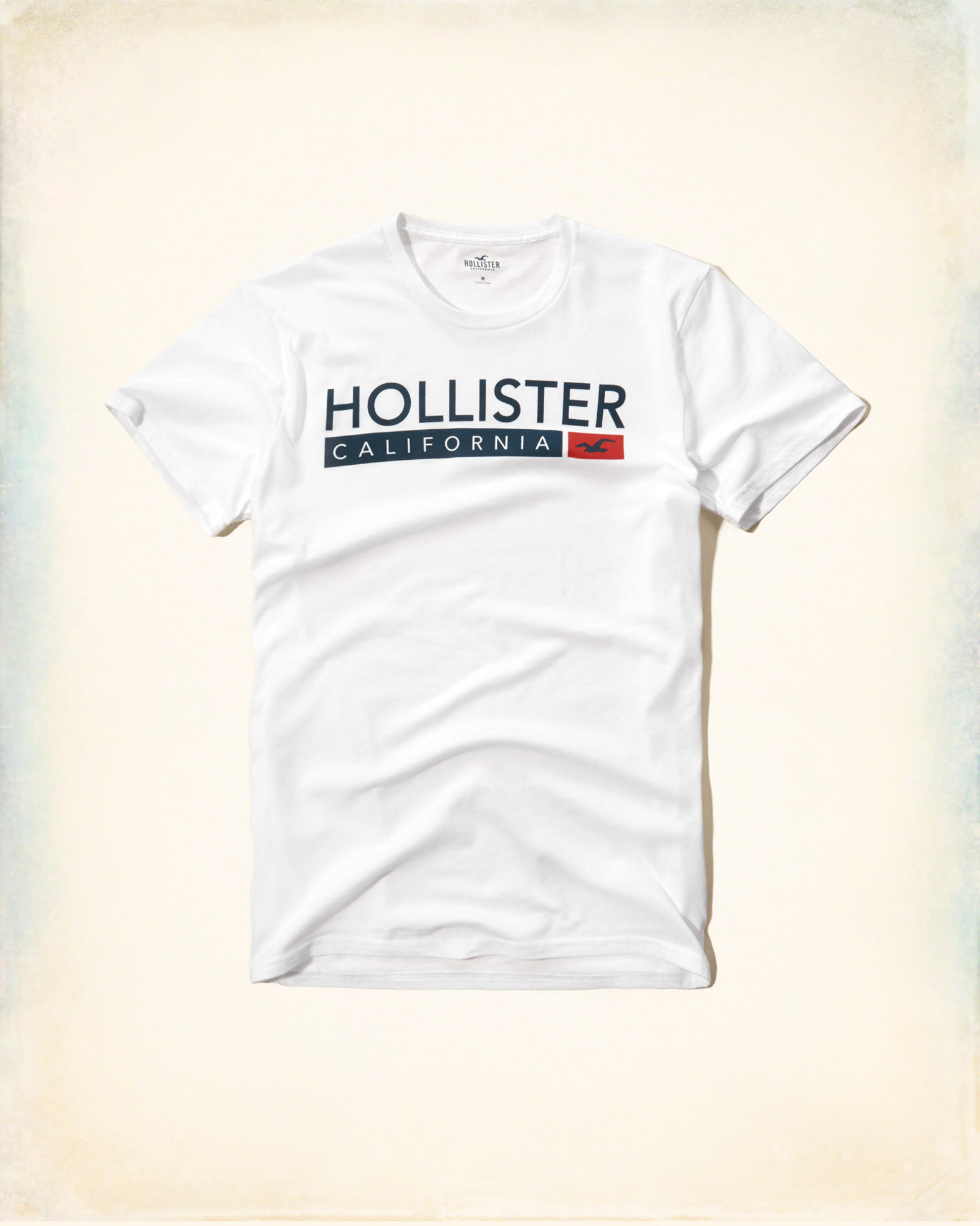 Áo thun Hollister White California