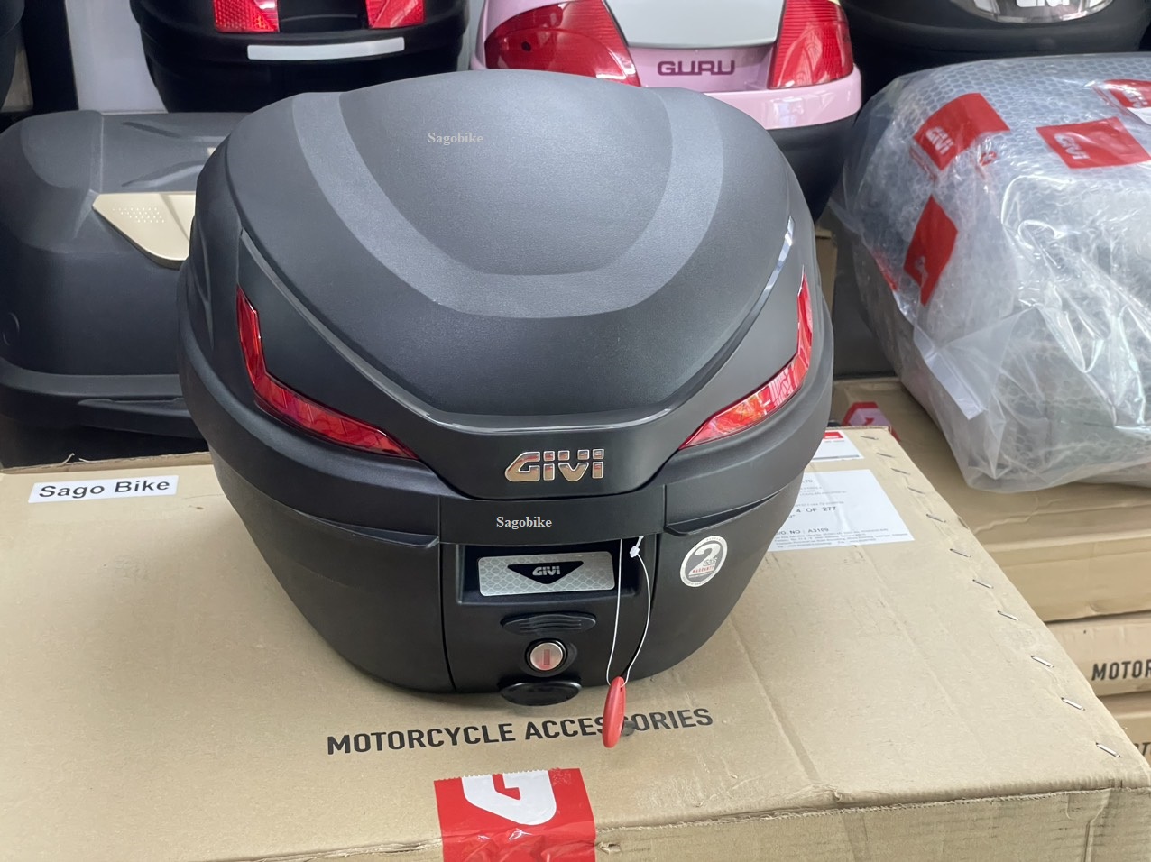 [HCM]Bán Thùng Givi B27N dung tích 27 lít