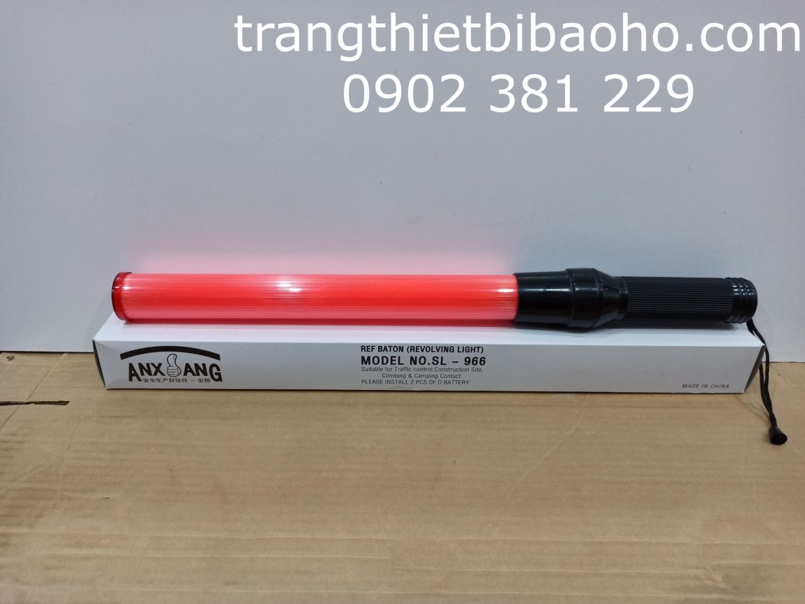 Đèn gậy chỉ huy sử dụng  pin ANXIANG 54cm