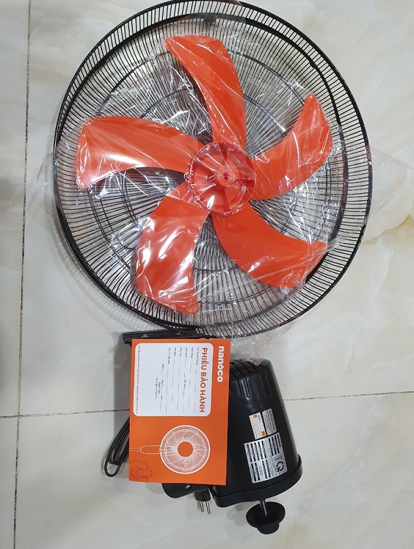 Quạt treo tường Nanoco NWF1606(cam đen) 2 dây