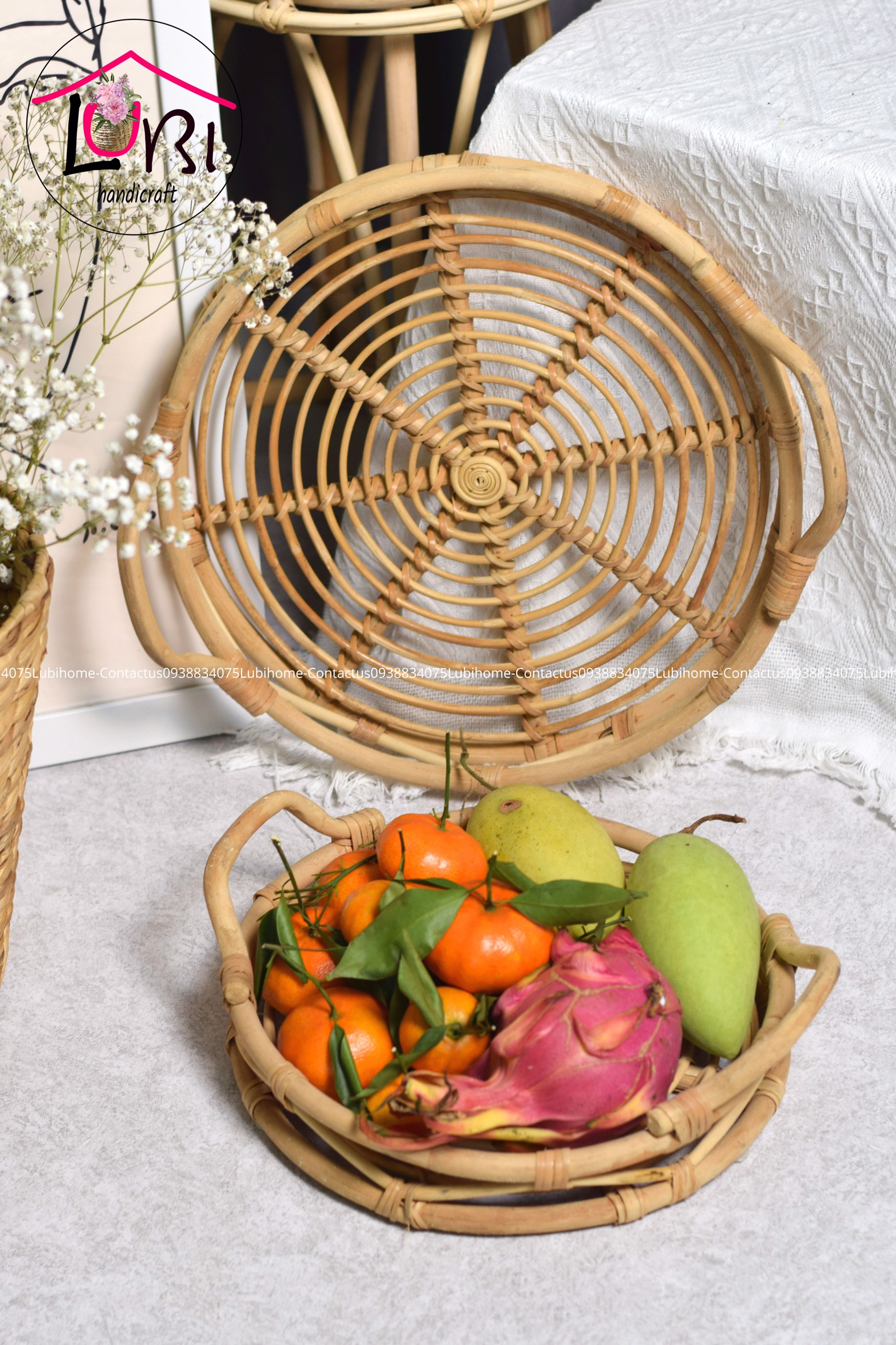 Round rattan trays - set of 3