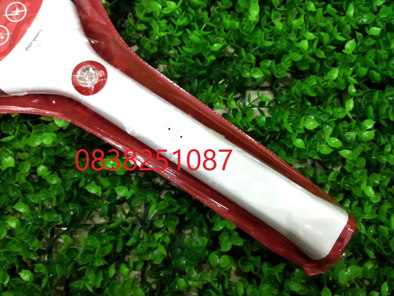 Vợt muỗi Điện Quang ĐQ EMR02 WR (Trắng - Đỏ)
