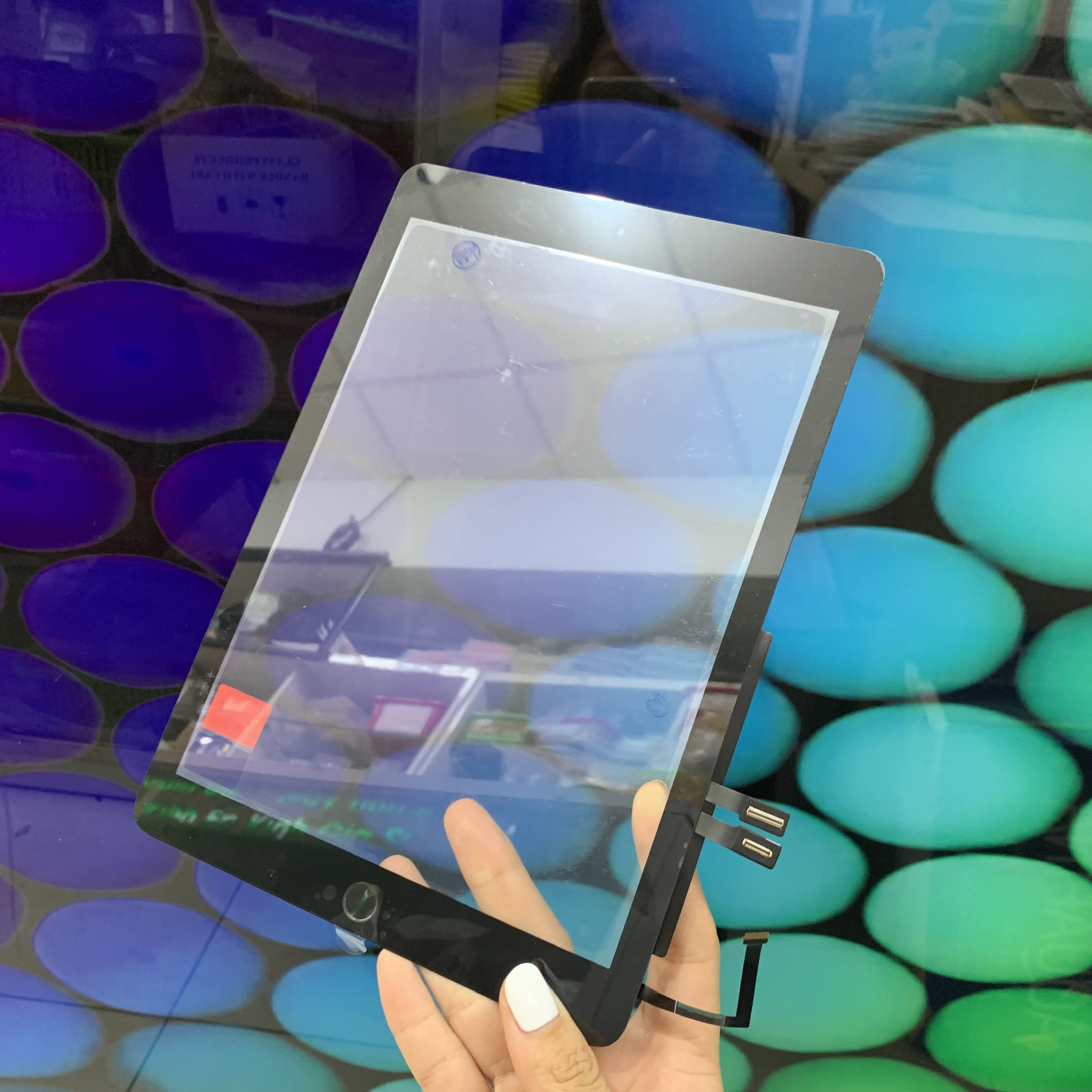 Cảm ứng IPAD Gen 6 , IPAD 9.7 - 2018 ( A1883, A1954 ) trắng , đen