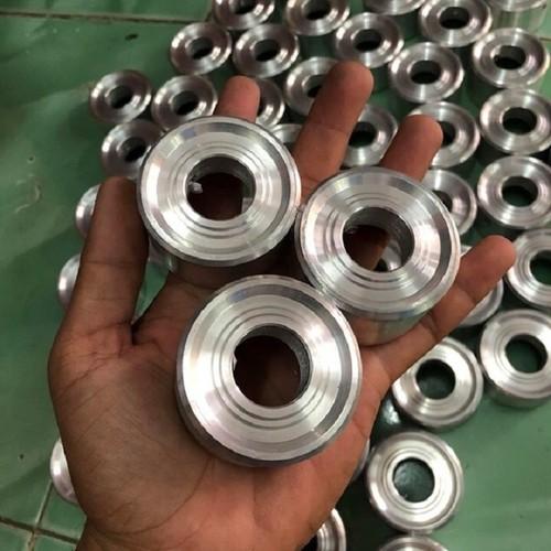 Tiêu tiện gắn pô Leo - Vindecal BD