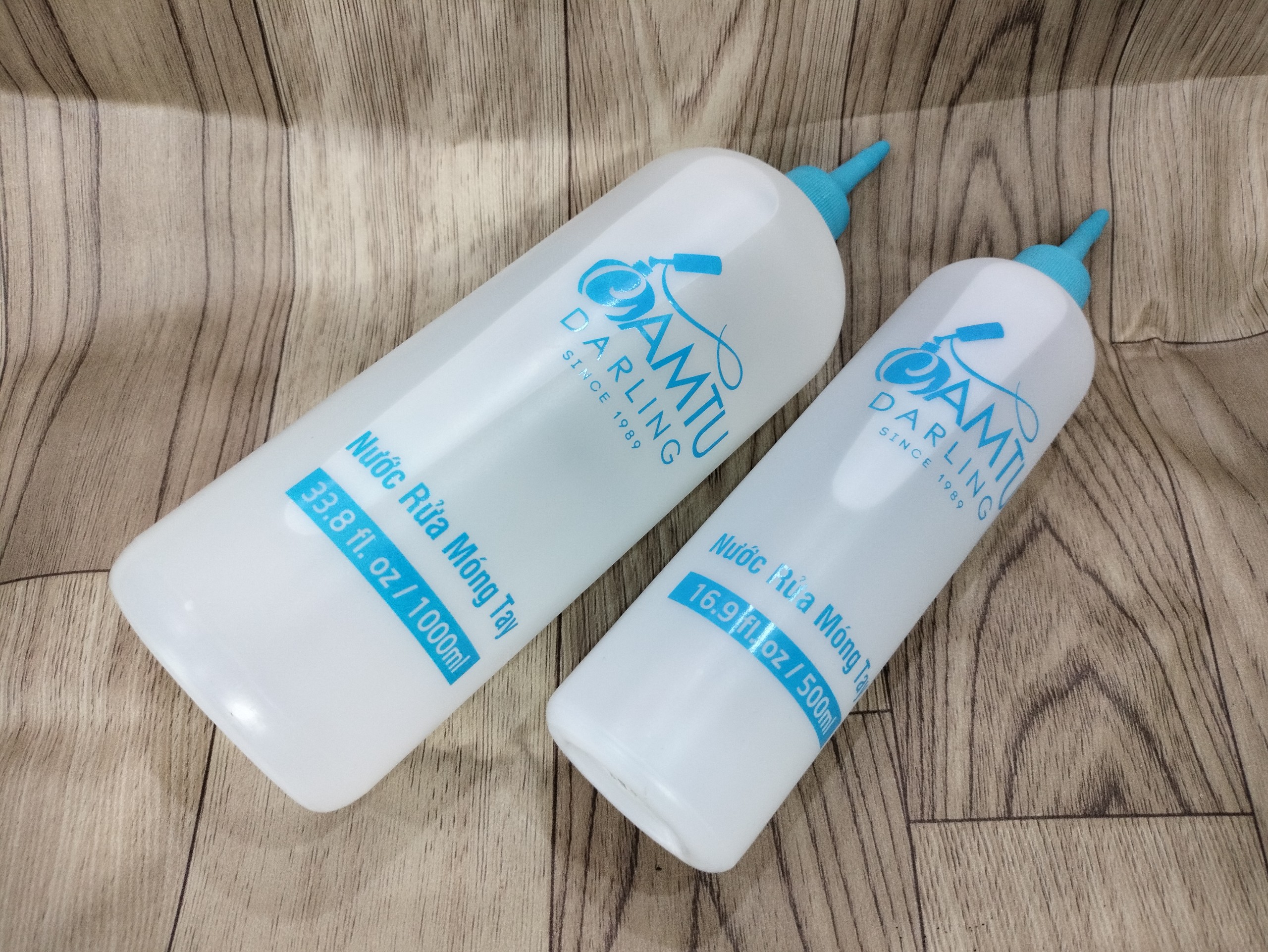 Nước rửa móng Câm Tú