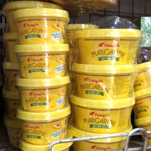 1 hộp Bơ thực vât Tường An 80gr