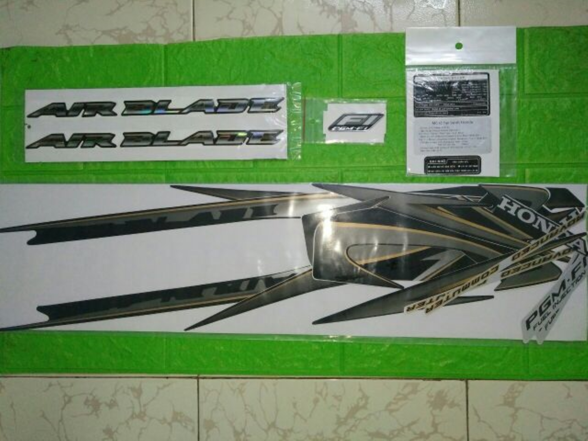 ♨∋ Trọn bộ tem Airblade Fi màu đen 2010