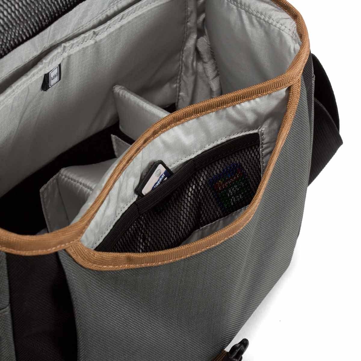 [HCM]Túi máy ảnh Crumpler Proper Roady 4500