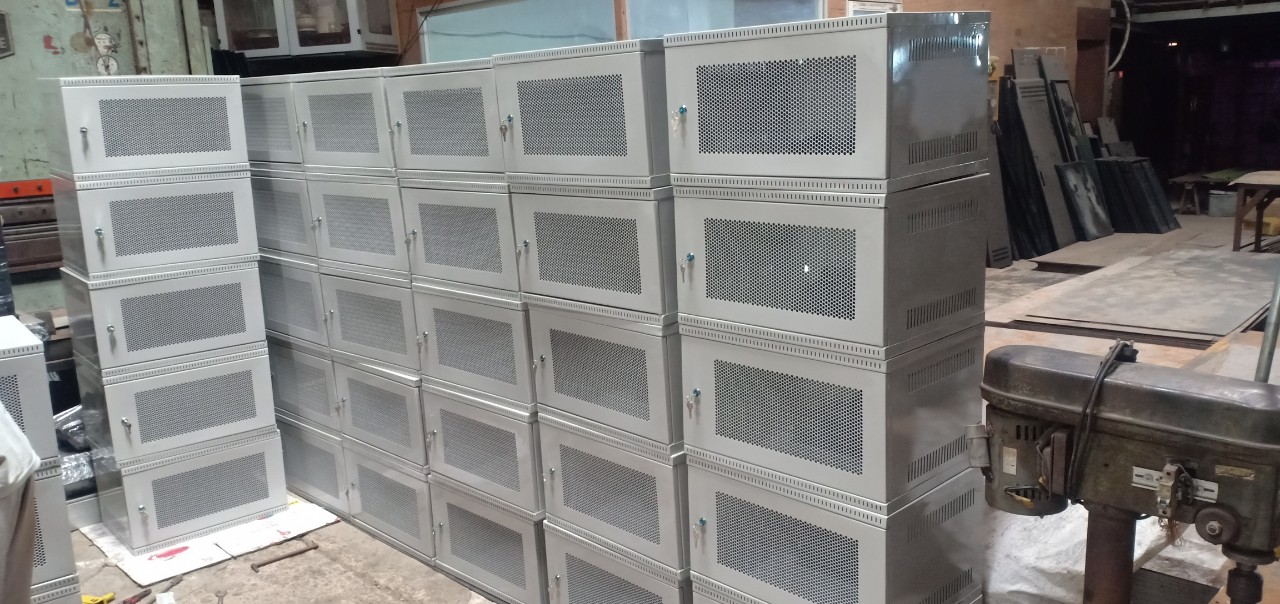 Tủ rack 6u d400 , tủ mạng 6u sâu 400 cao cấp( hàng loại 1 dày chắc)