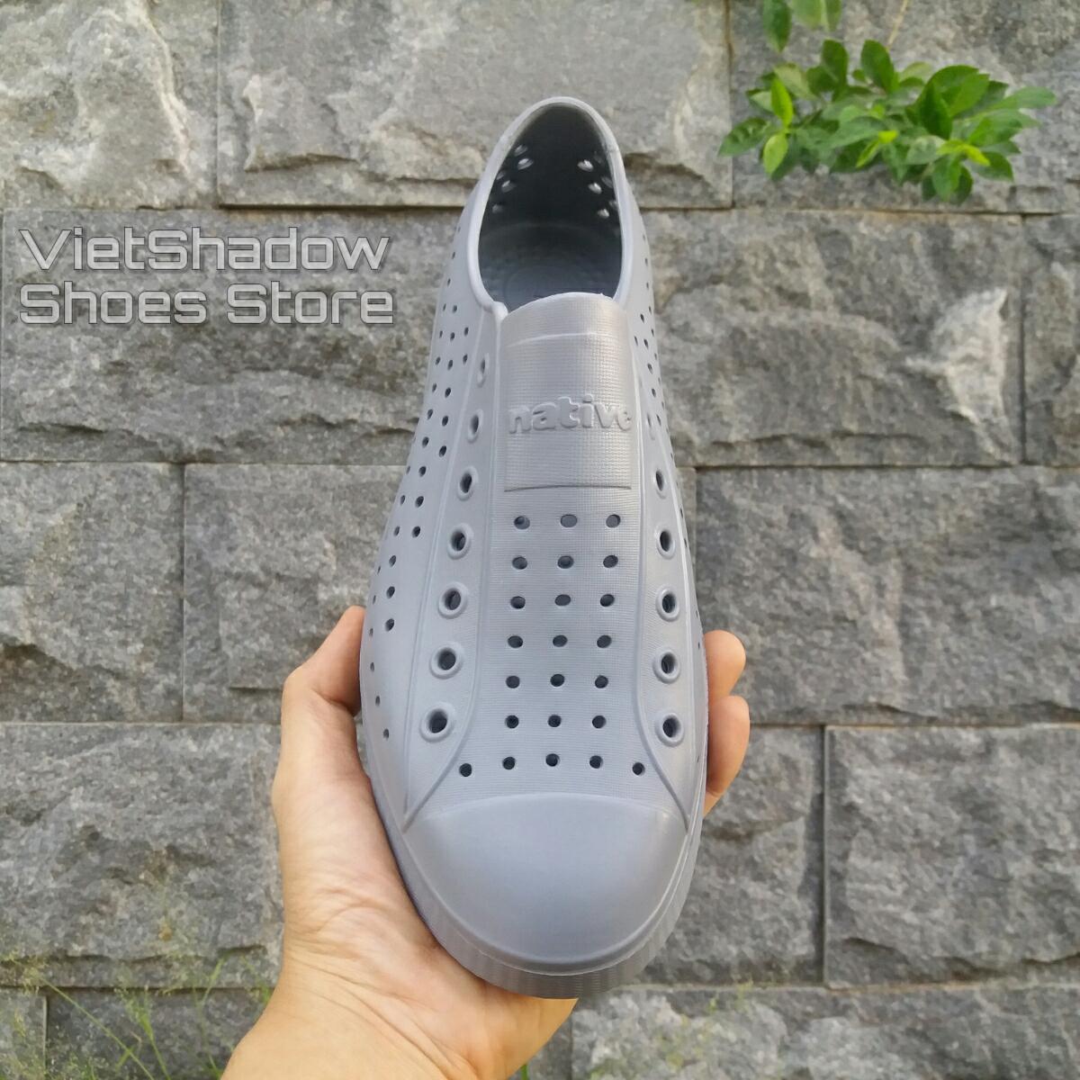 Giày nhựa WNC Native đi biển, lội nước, đi mưa - Chất liệu EVA siêu nhẹ, không thấm nước - Giày một màu trơn (không viền)