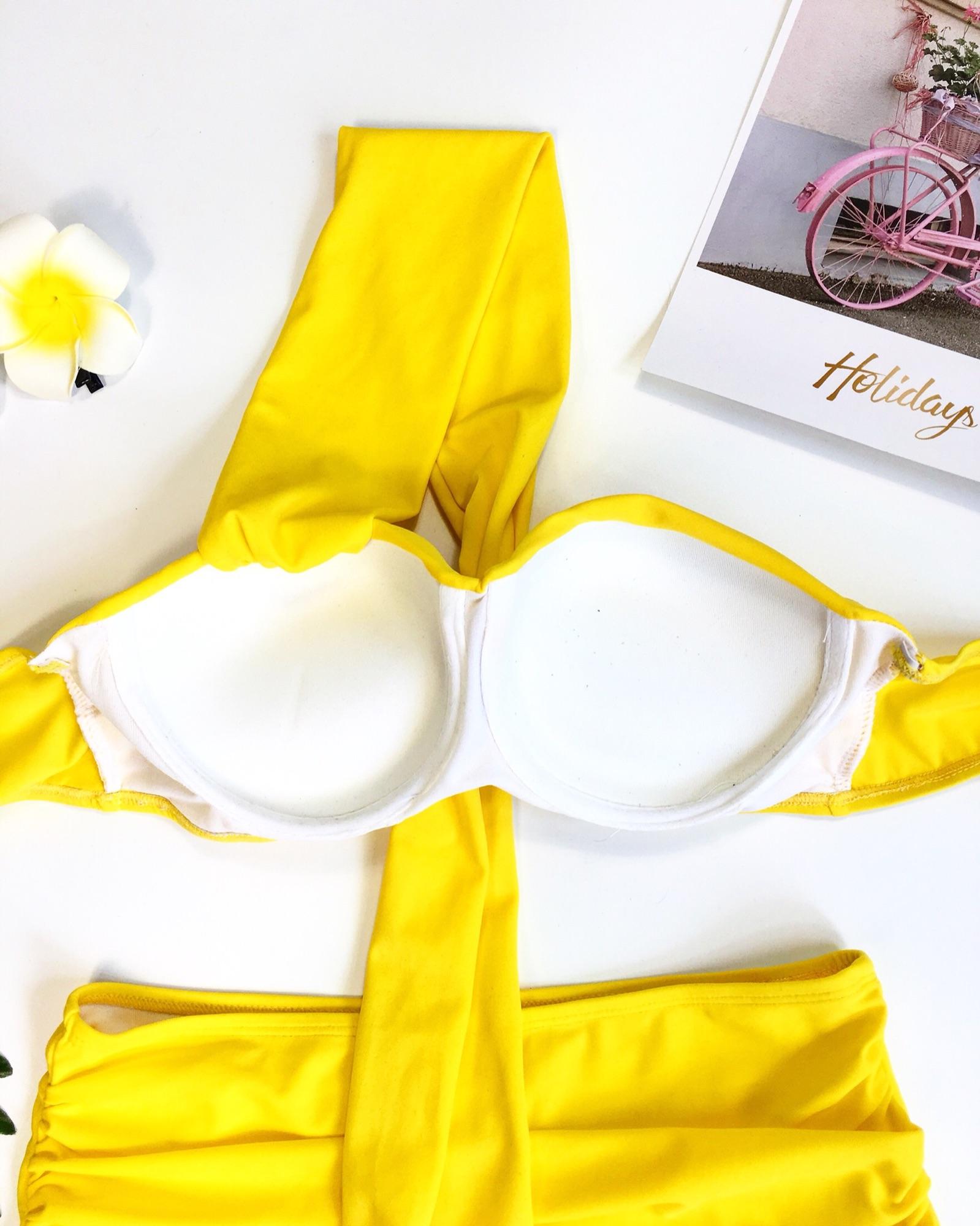 [HCM]bikini áo xoắn quần nhún vàng