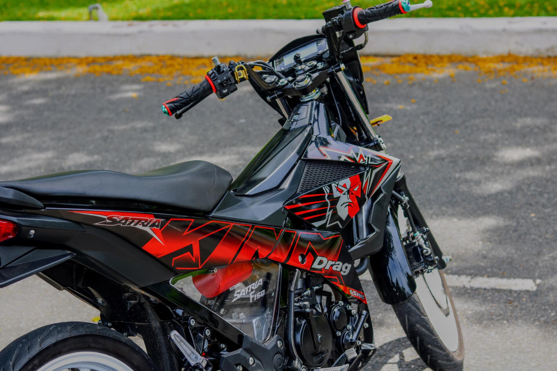 Tem Rời Dán Xe Raider FI Mẫu King Drag Đỏ Đen Cực Hot, Hàng 3 Lớp Chất Lượng Cao