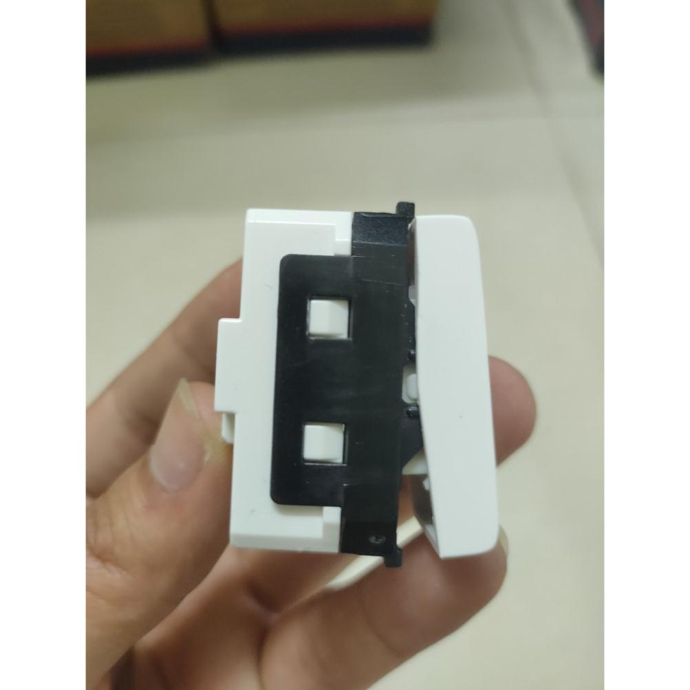Công tắc 1 chiều 16A SINO SCS/S dòng S-CONCEPT
